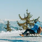 Mountain Hostel *