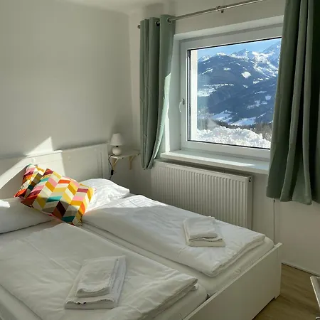 Mountain & Hostel Ramsau am Dachstein