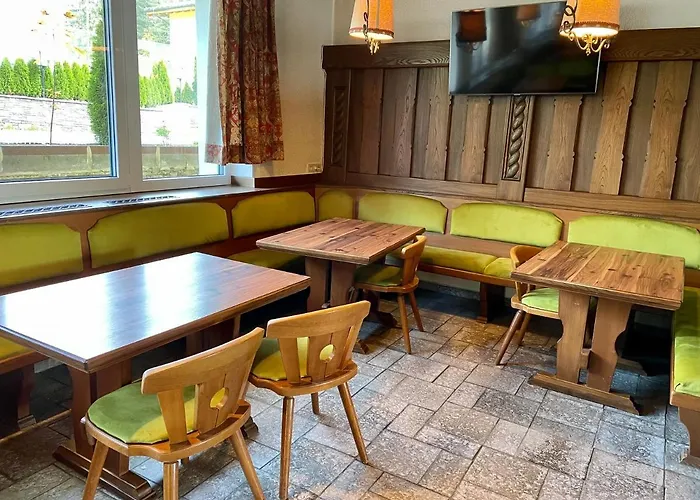 Mountain & Хостел Рамзау