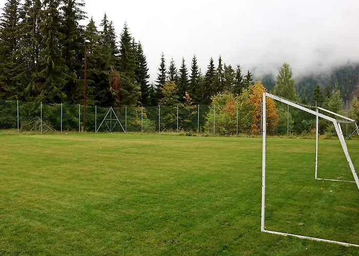 Хостел Mountain & *