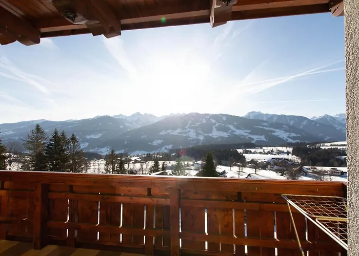 Хостел Mountain & *